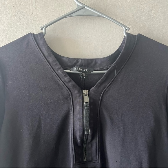 Athleta Black Eastbound Half Zip Sweatshirt Size Medium - Picture 2 of 6
